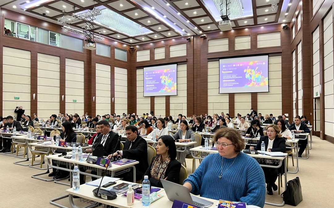 Delegates listen to the results of the 2021/22 HBSC study in Kazakhstan